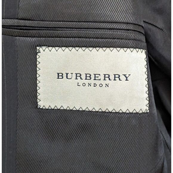 Burberry London Men's Striped Two Button 100% Wool Blazer- Navy Size 46 Reg - Picture 9 of 11